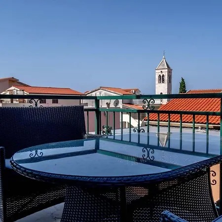 Apartments Inn Baska Voda * Башка-Вода