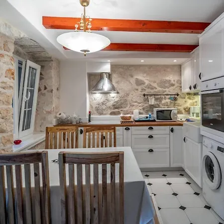 Apartments Inn Baska Voda Башка-Вода